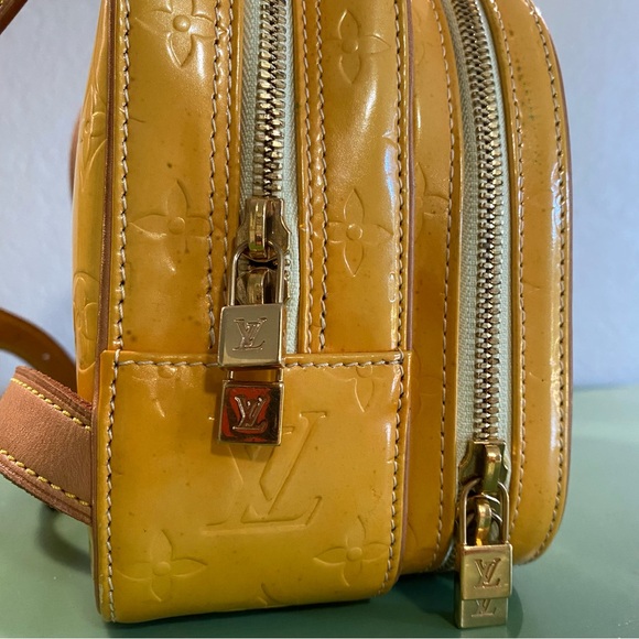 Louis Vuitton Murray Backpack - Picture 11 of 13